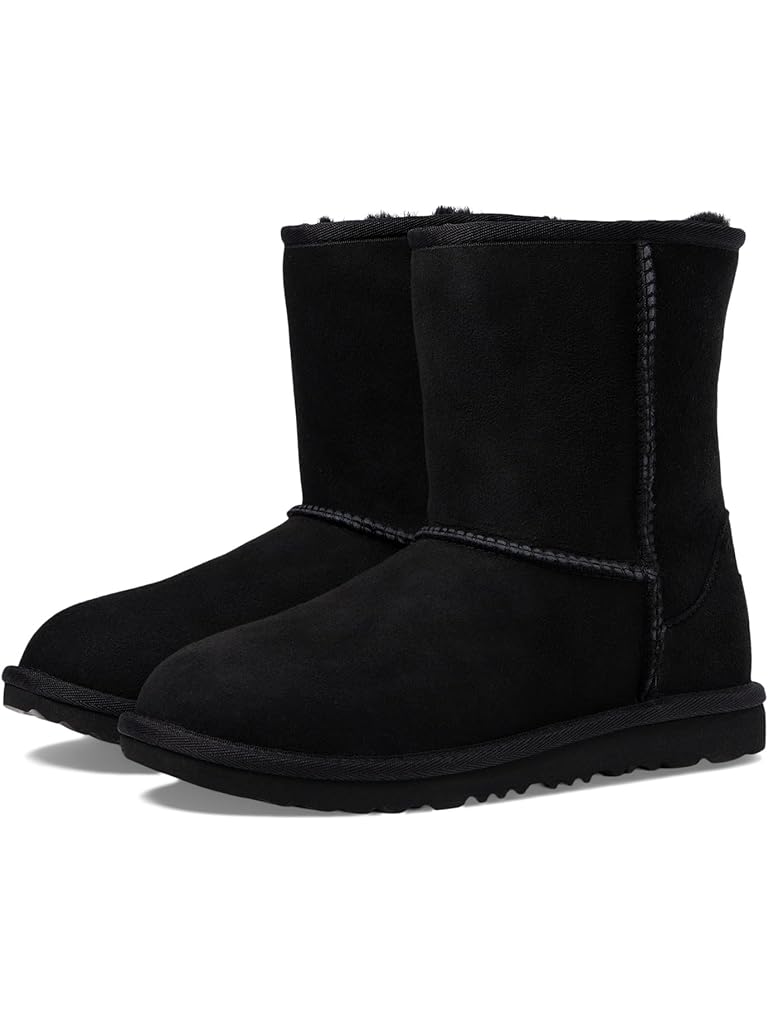 Black UGG Classic II (Little Kid/Big Kid)
