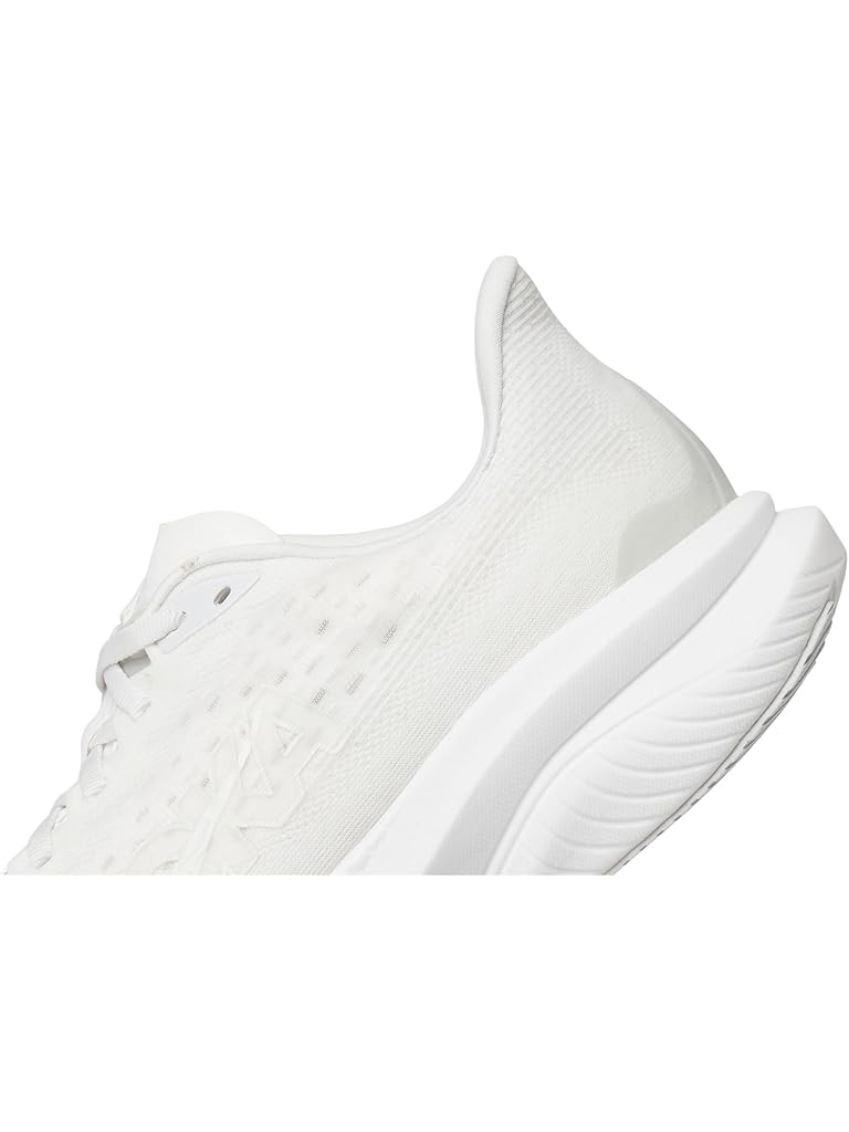 White Hoka Mach 6