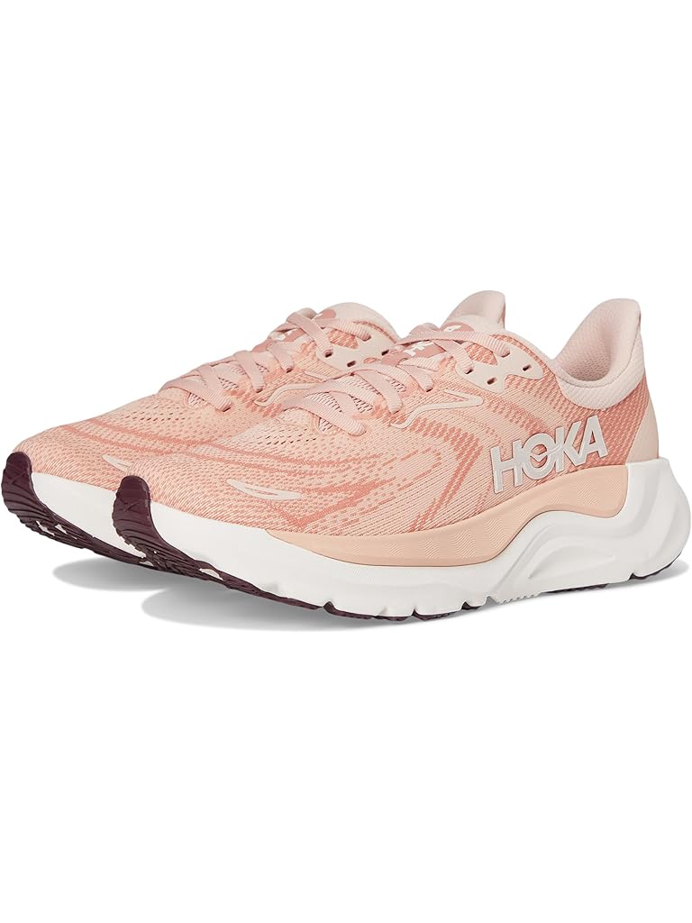 Pink Hoka Arahi 8
