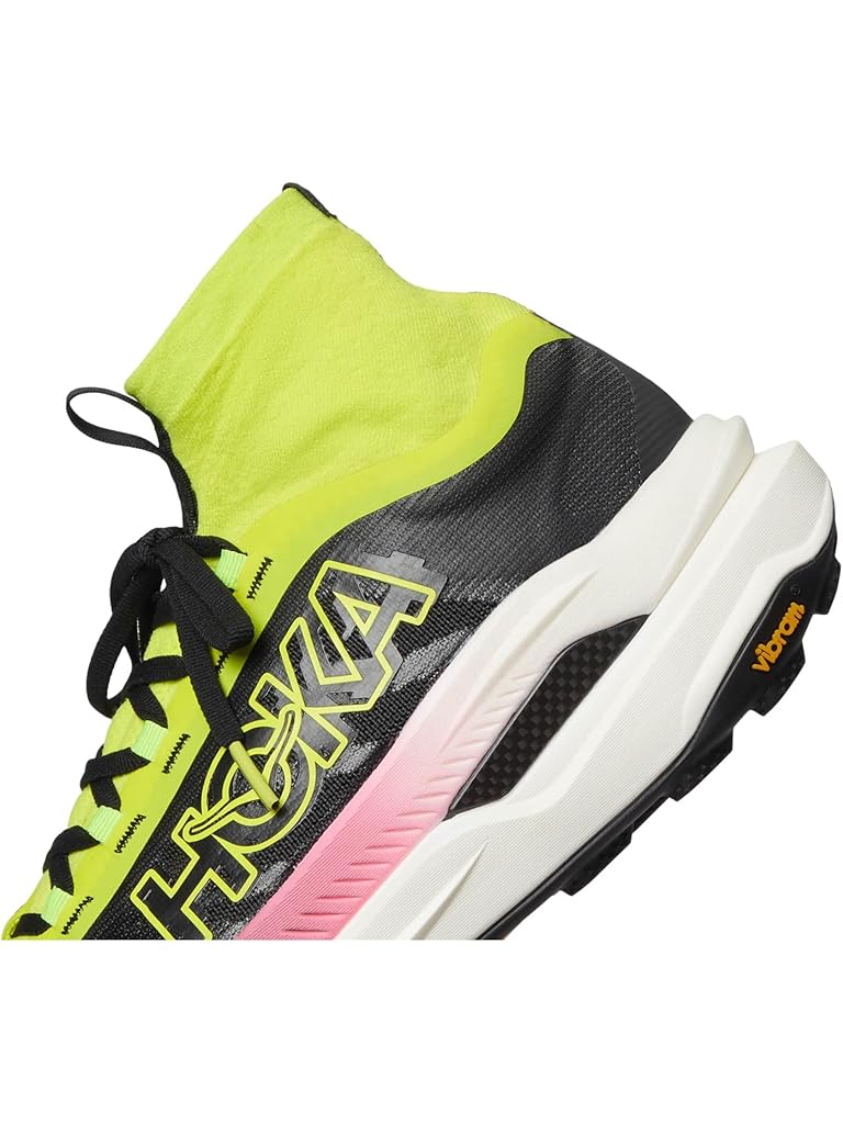 Pink Hoka Tecton X 3