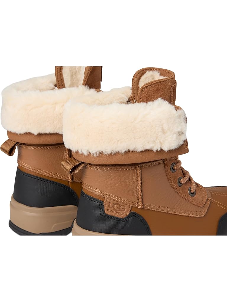 Brown UGG Adirondack Boots XXV (Toddler/Little Kid/Big Kid)