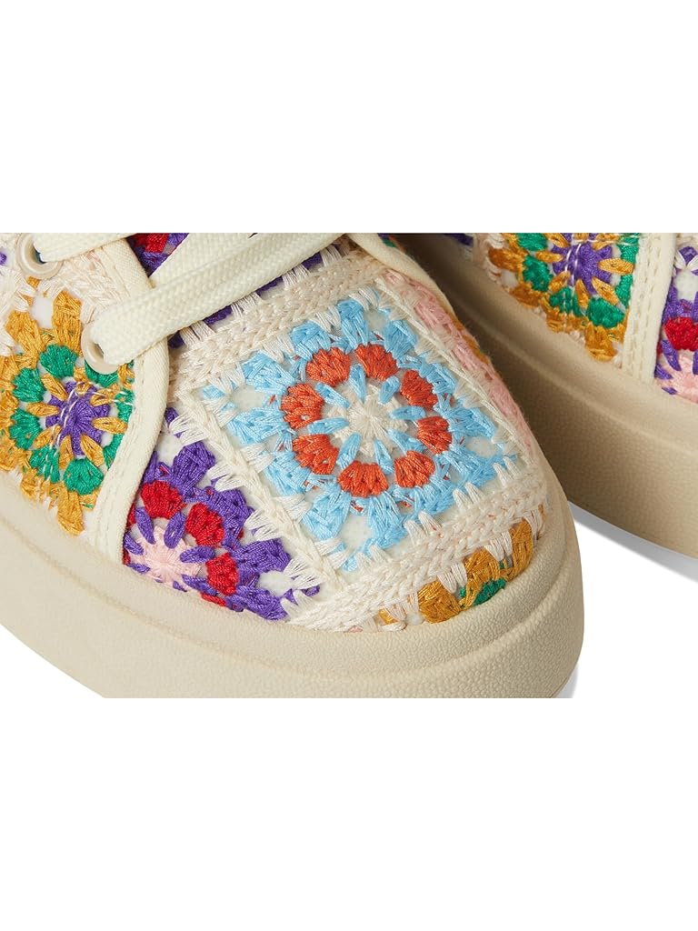 Pink Dirty Laundry Rambling Crochet Sneakers