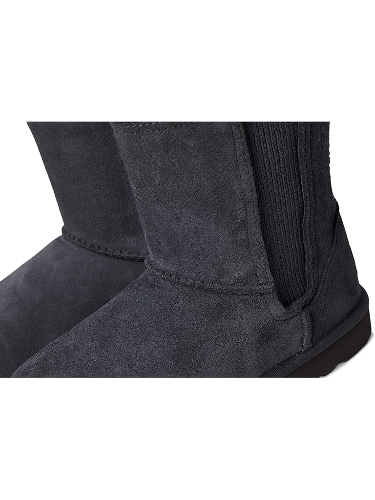 Brown UGG Classic II Stretch Cuff (Little Kid/Big Kid)